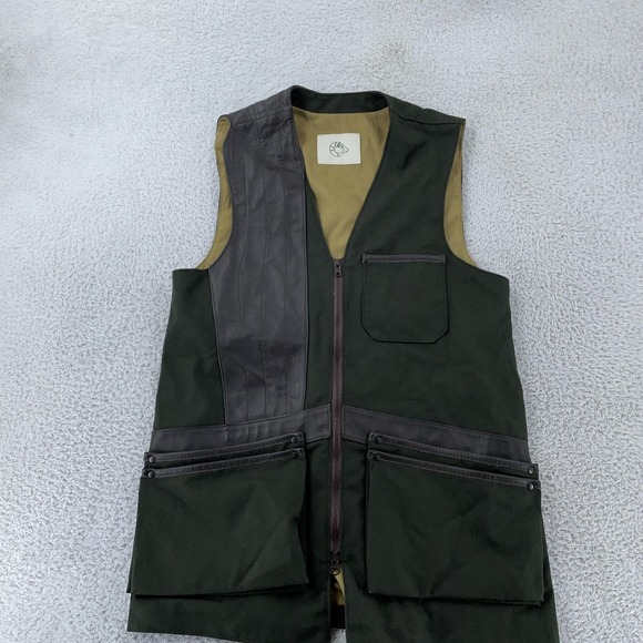Shooting Vest Mens‎ Medium Green Brown Leather Trim Zip Pockets Made in Britain